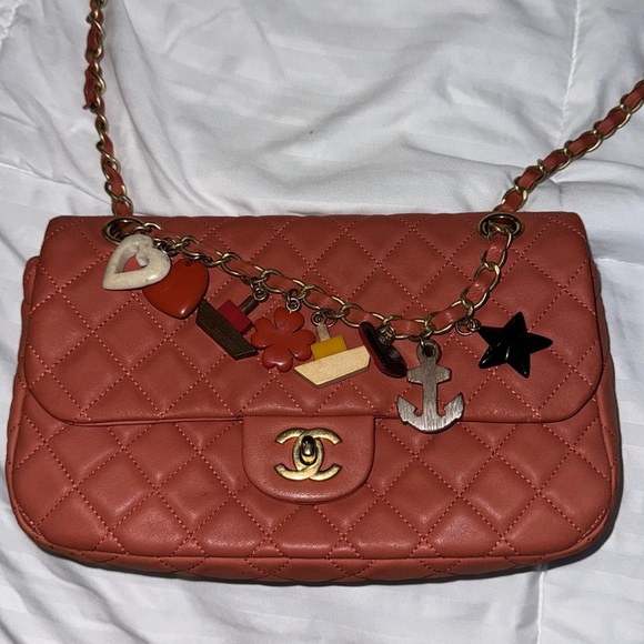 Authentic Chanel Valentine bag - Picture 4 of 14